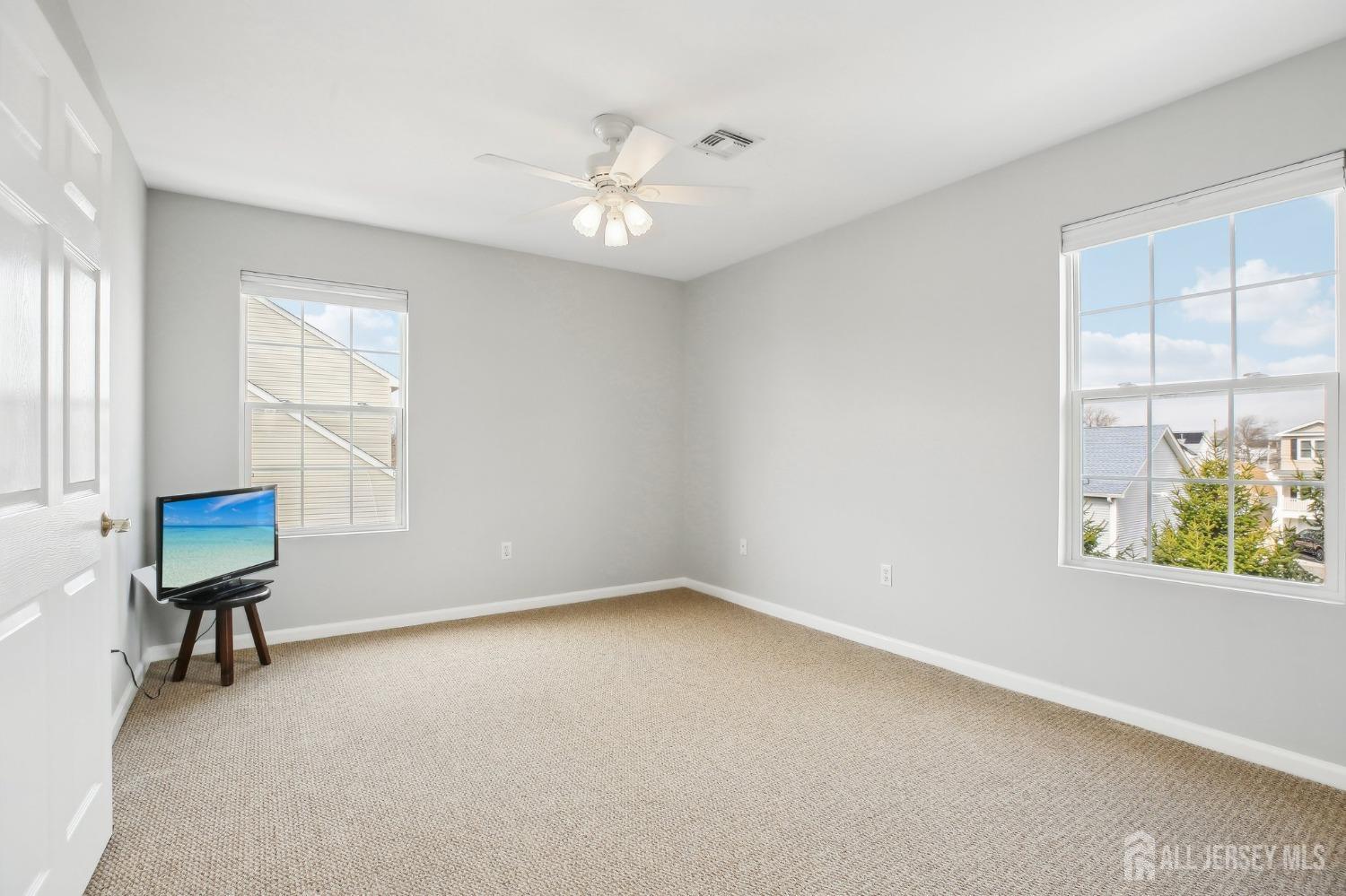 415 Lorillard Avenue, Union Beach, New Jersey image 49