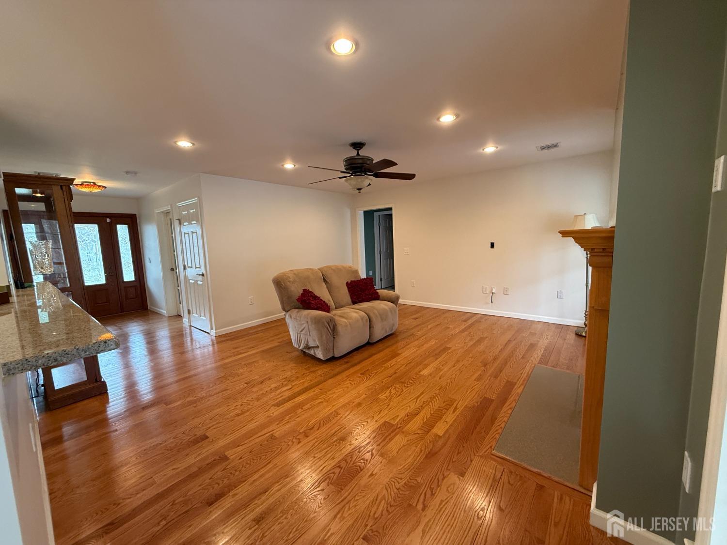 43 Lake Avenue, Helmetta, New Jersey image 10