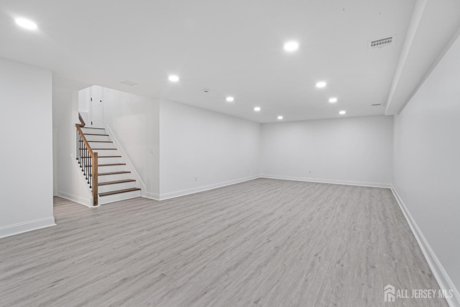 435 W 5th Street #37, Plainfield, New Jersey image 16