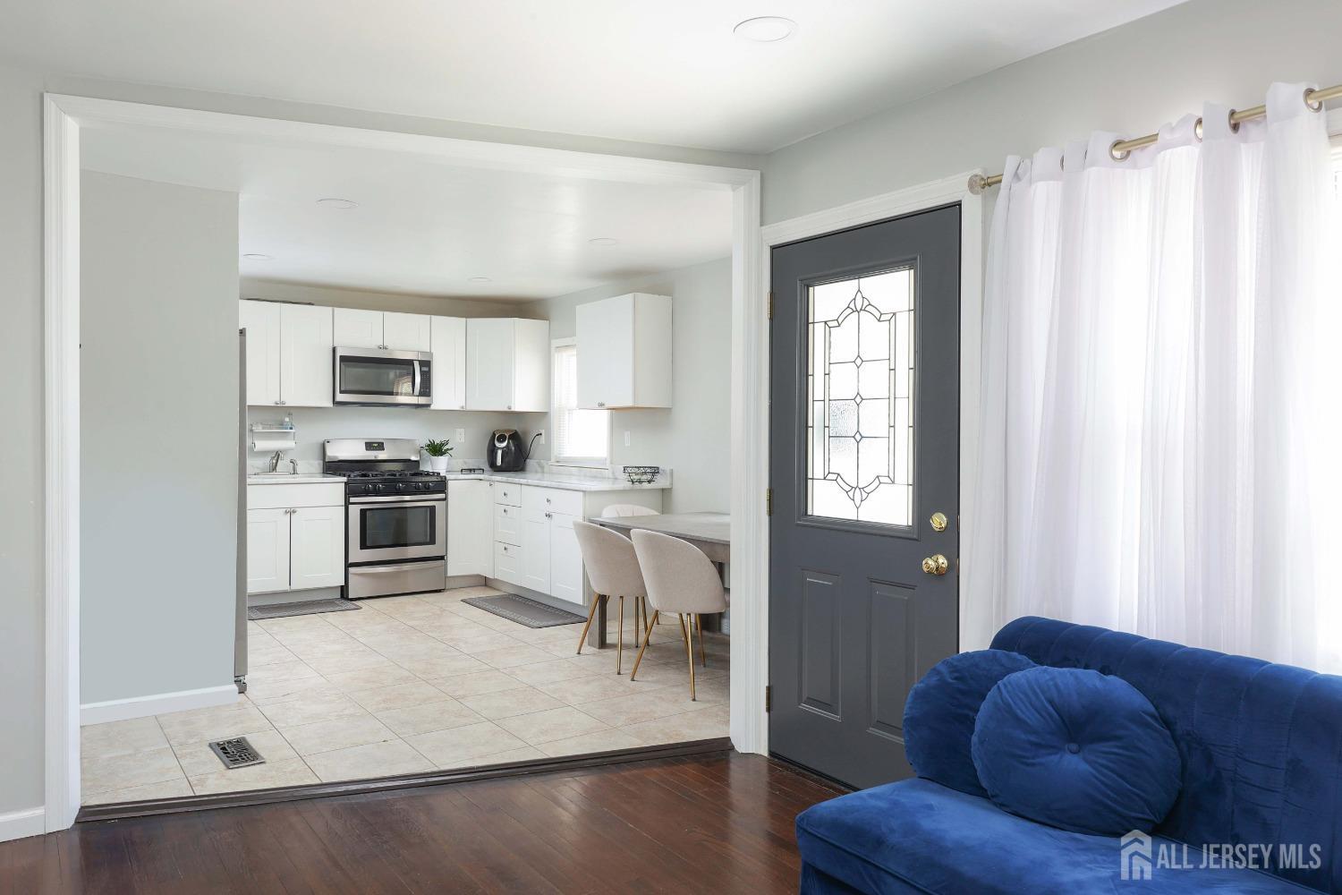 40 Old Stage Road, East Brunswick, New Jersey image 11