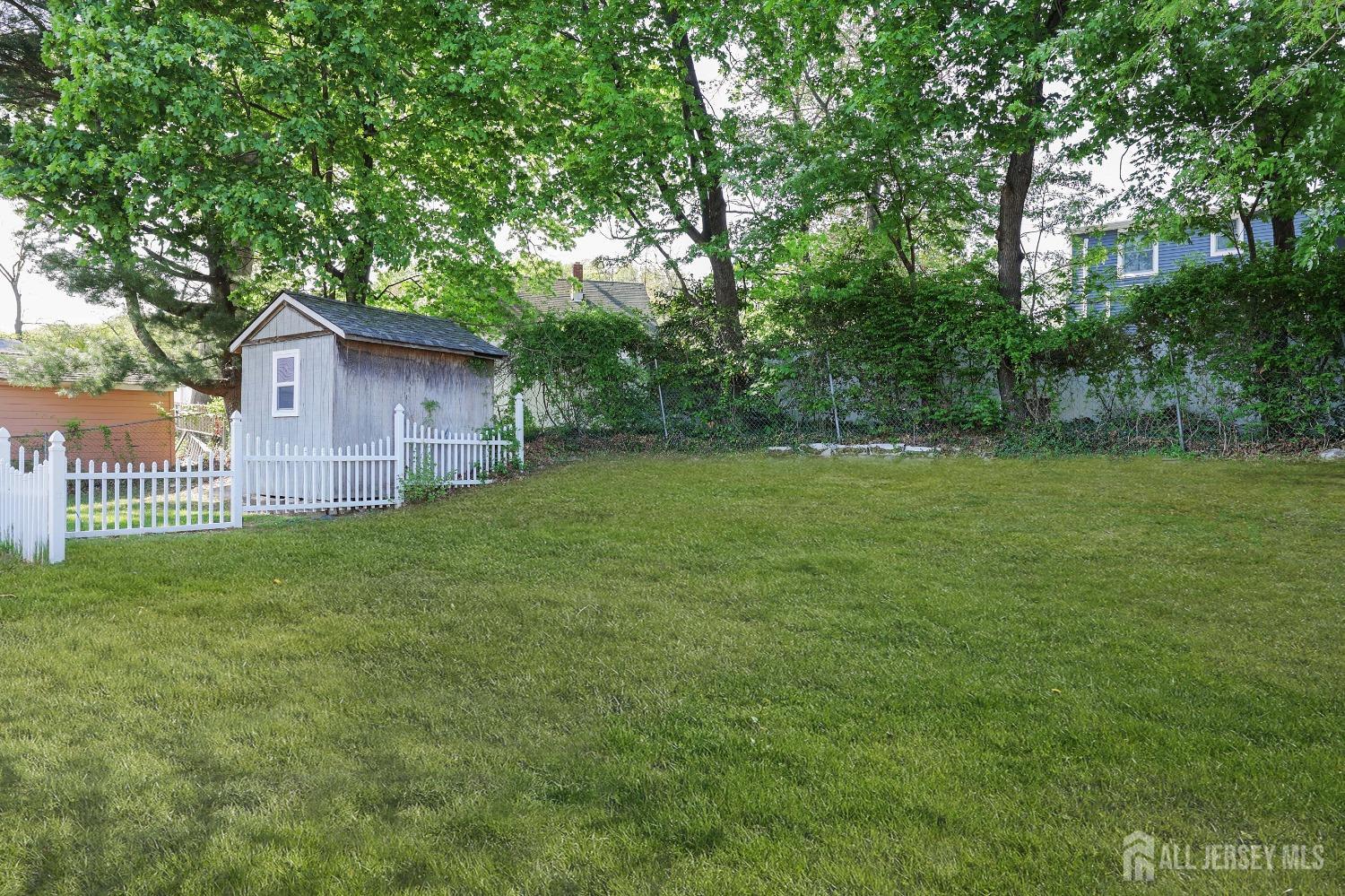 40 Old Stage Road, East Brunswick, New Jersey image 27