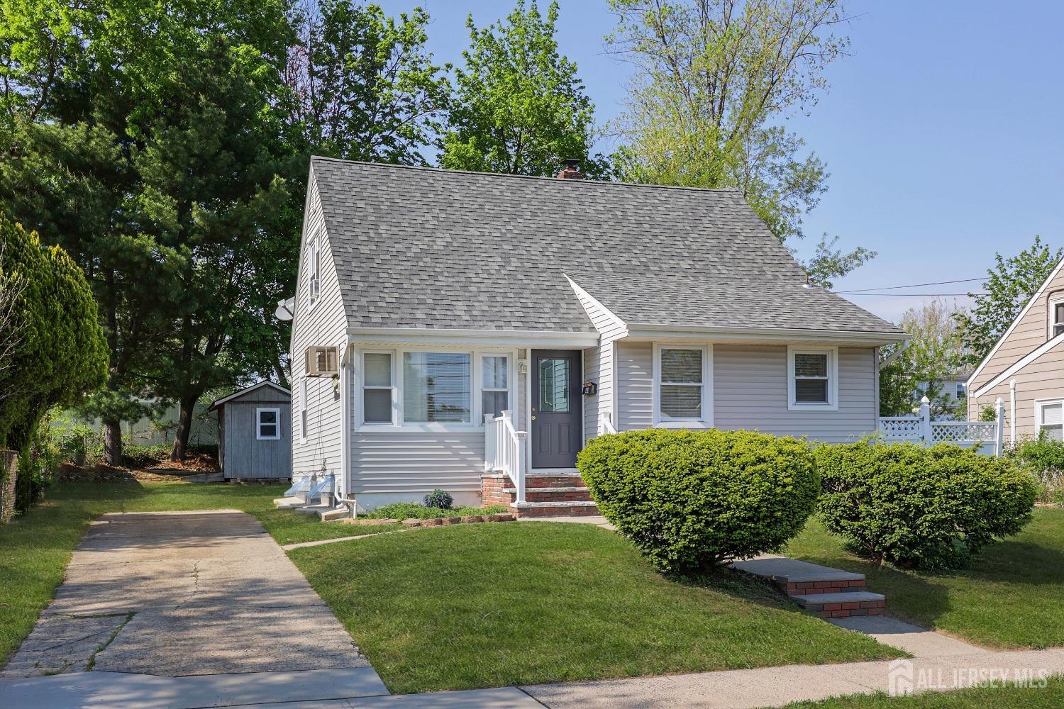 40 Old Stage Road, East Brunswick, New Jersey image 1