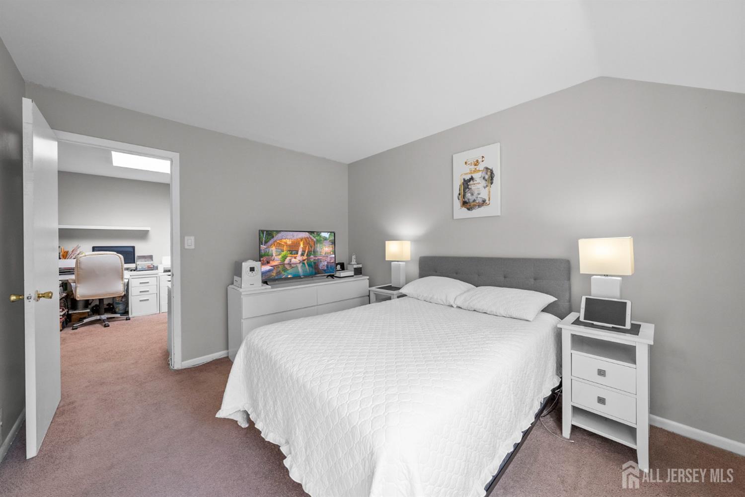 1058 Schmidt Lane, North Brunswick, New Jersey image 23