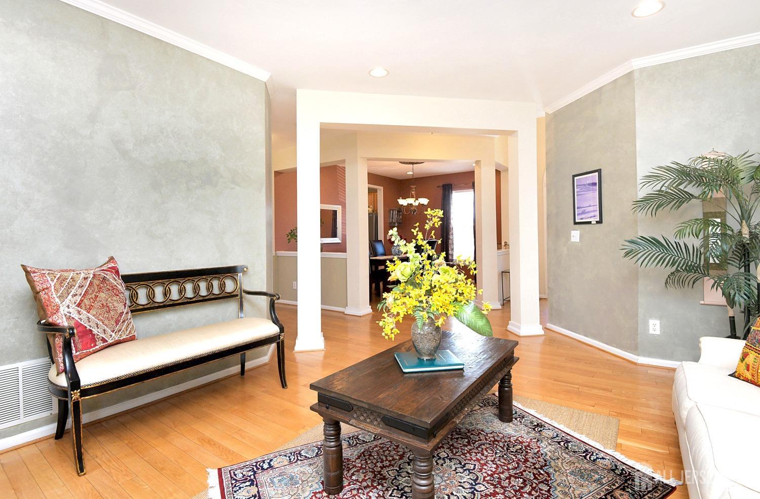 13 Hawthorn Drive, Plainsboro, New Jersey image 7