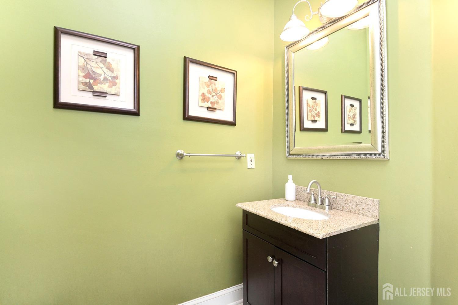 13 Hawthorn Drive, Plainsboro, New Jersey image 16