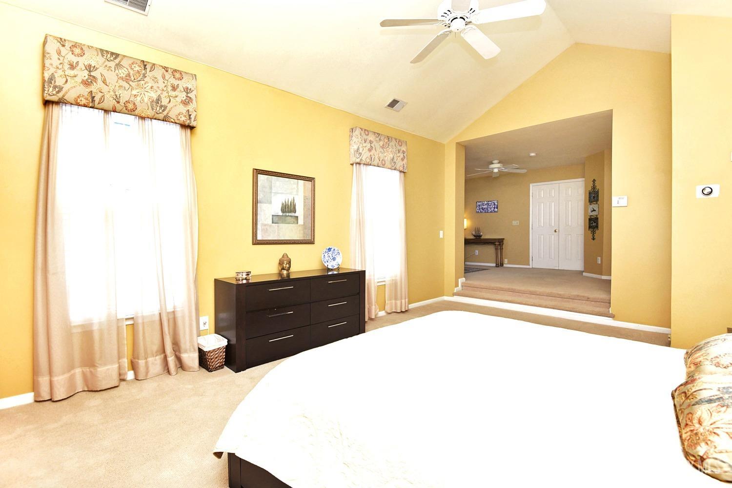 13 Hawthorn Drive, Plainsboro, New Jersey image 20