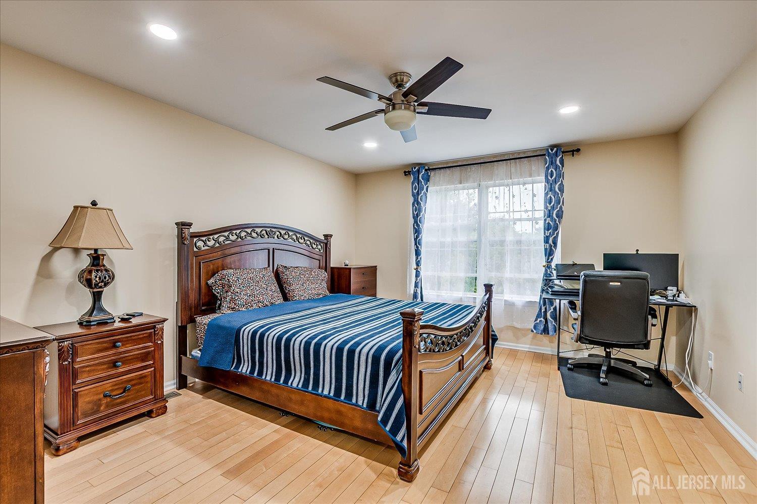 55 Devon Drive, East Brunswick, New Jersey image 23