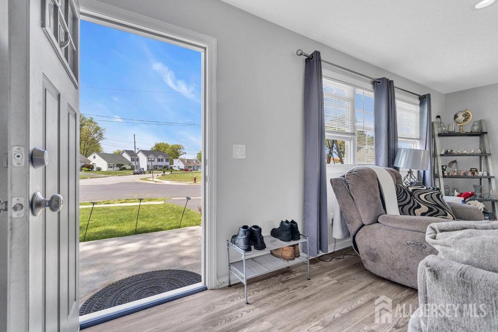 33 Altamont Road, Edison, New Jersey image 9