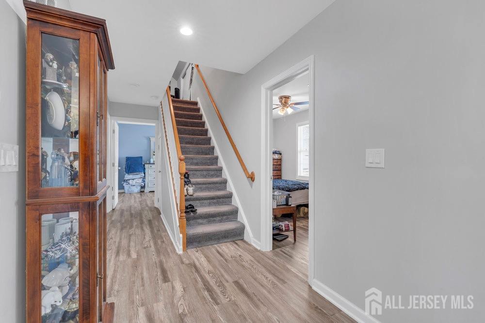 33 Altamont Road, Edison, New Jersey image 27