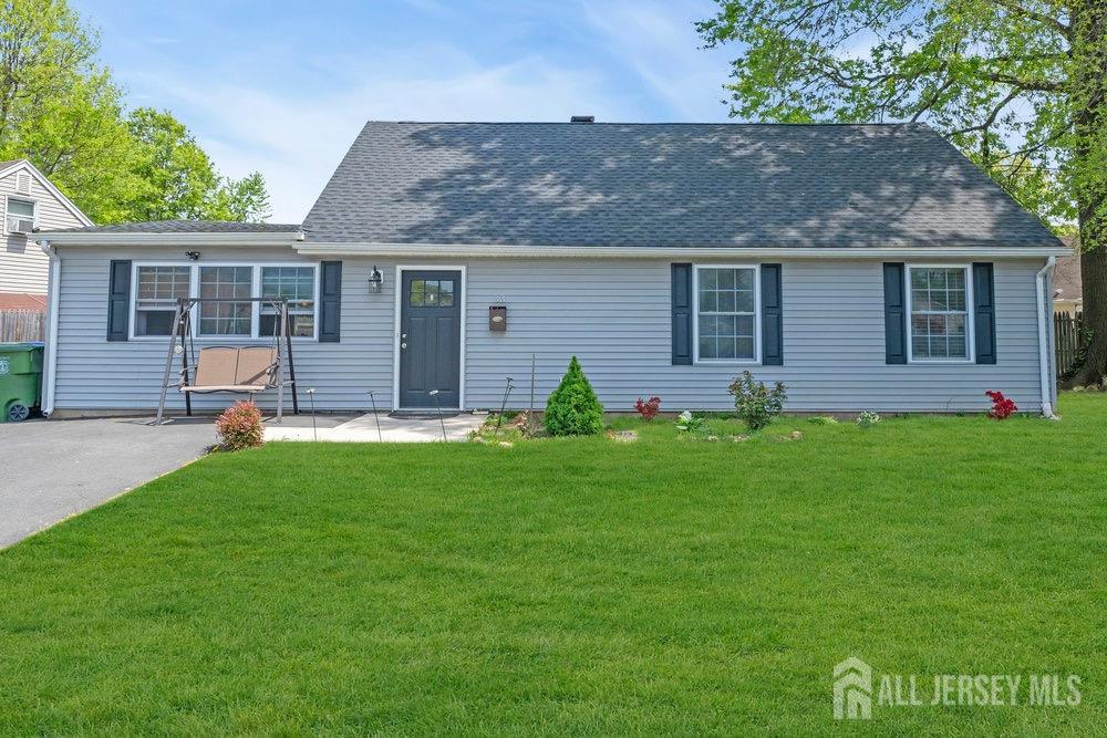 33 Altamont Road, Edison, New Jersey image 1
