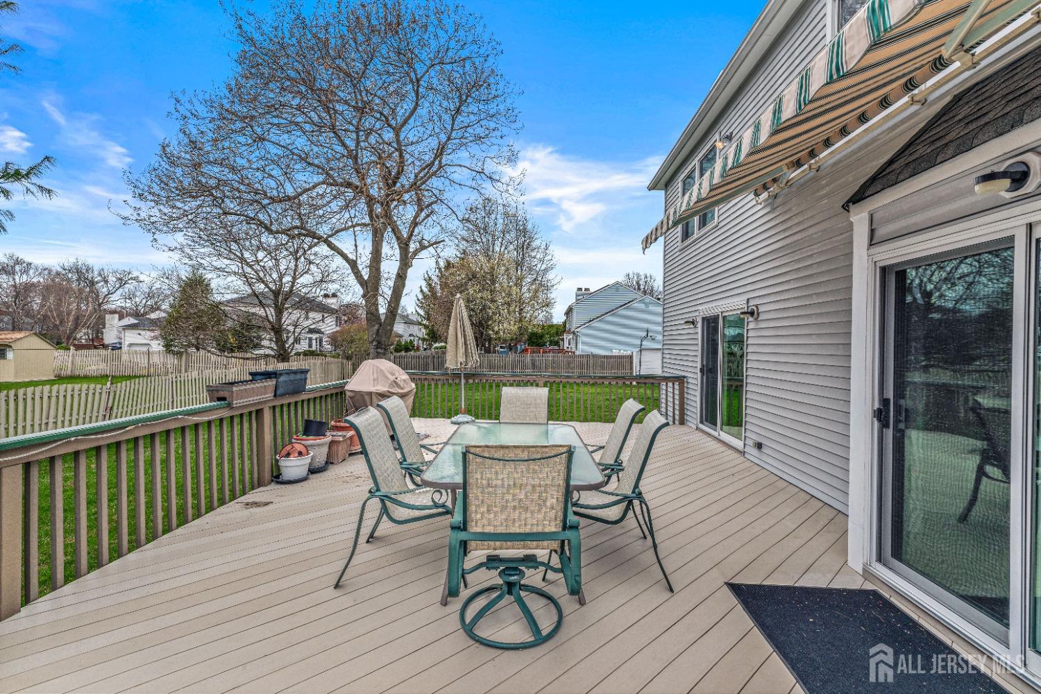 8 Silver Hollow, North Brunswick, New Jersey image 7