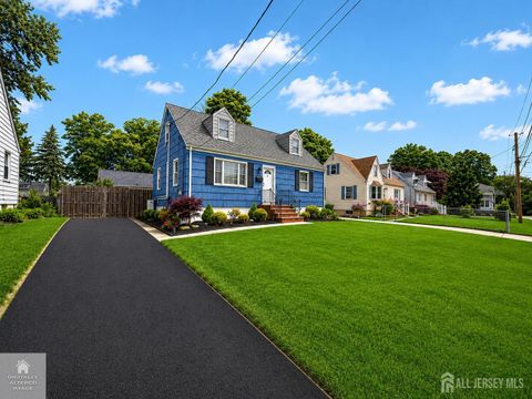 Homes For Sale - 89 Leo Street<br/> Edison, NJ 08817