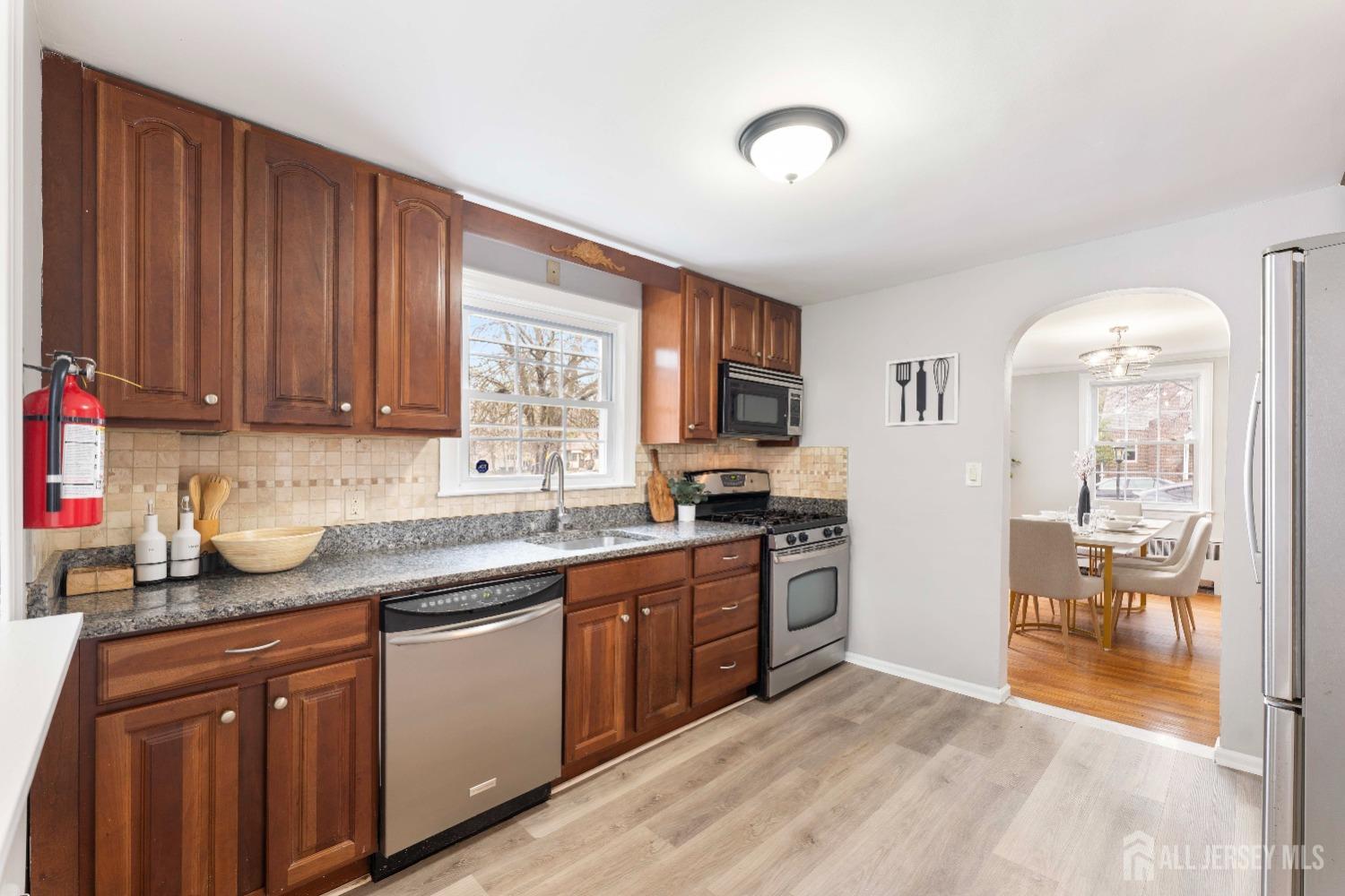 334 Hillcrest Avenue, Plainfield, New Jersey image 7