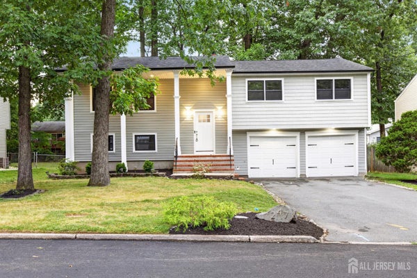 247 FARRAGUT RD, NORTH PLAINFIELD, NJ 07062 - Image fa8090692d20f76cc6b2bf5483e1ac0b/2286762042