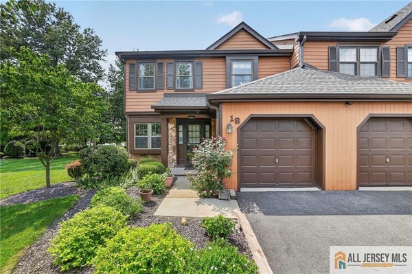18 ESTATE RD, HILLSBOROUGH, NJ 08844 - Image faa1aa449aa2dfd11302c6ff9fa06acb/3703686117