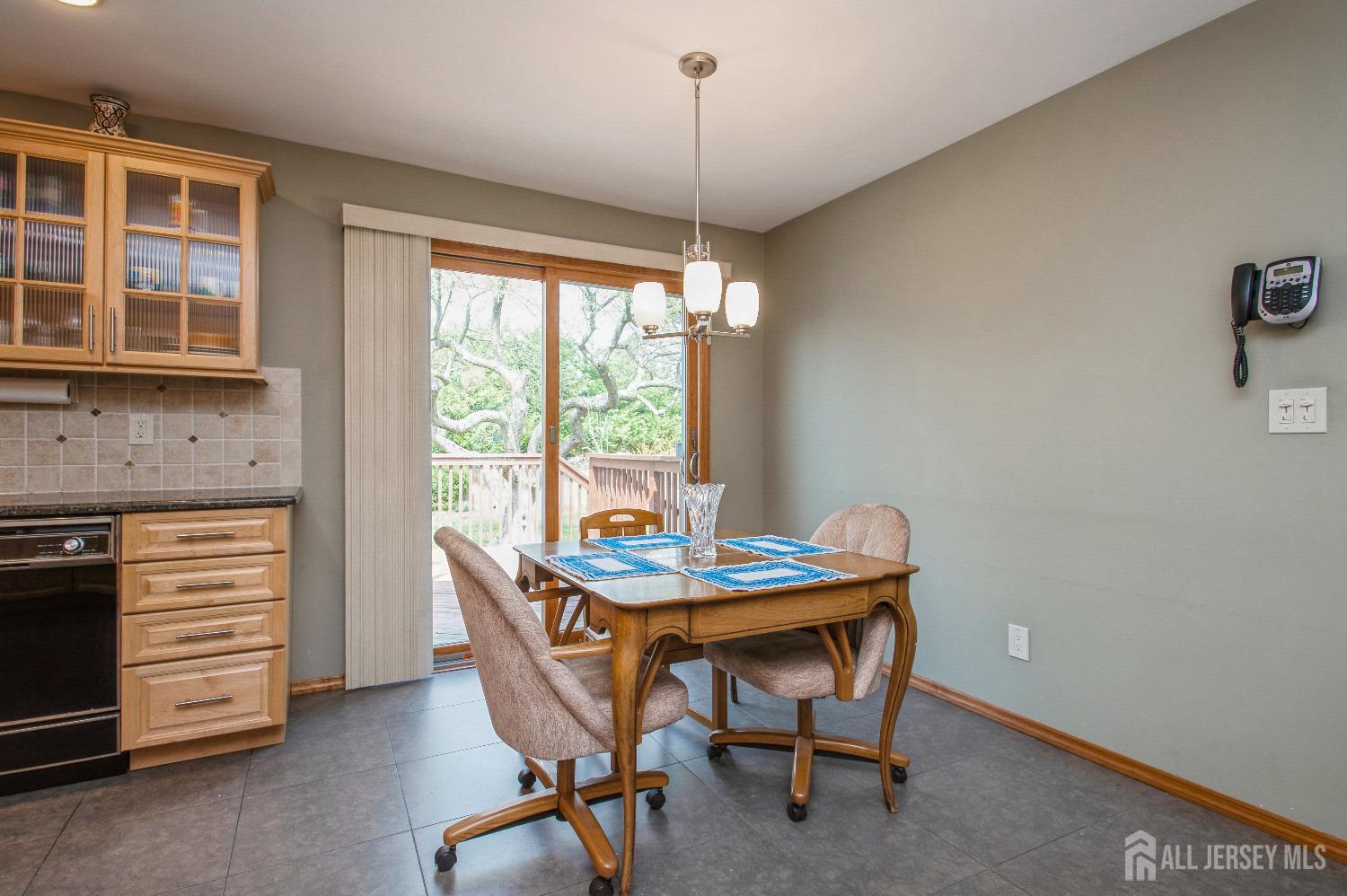 5 Academic Road, East Brunswick, New Jersey image 8