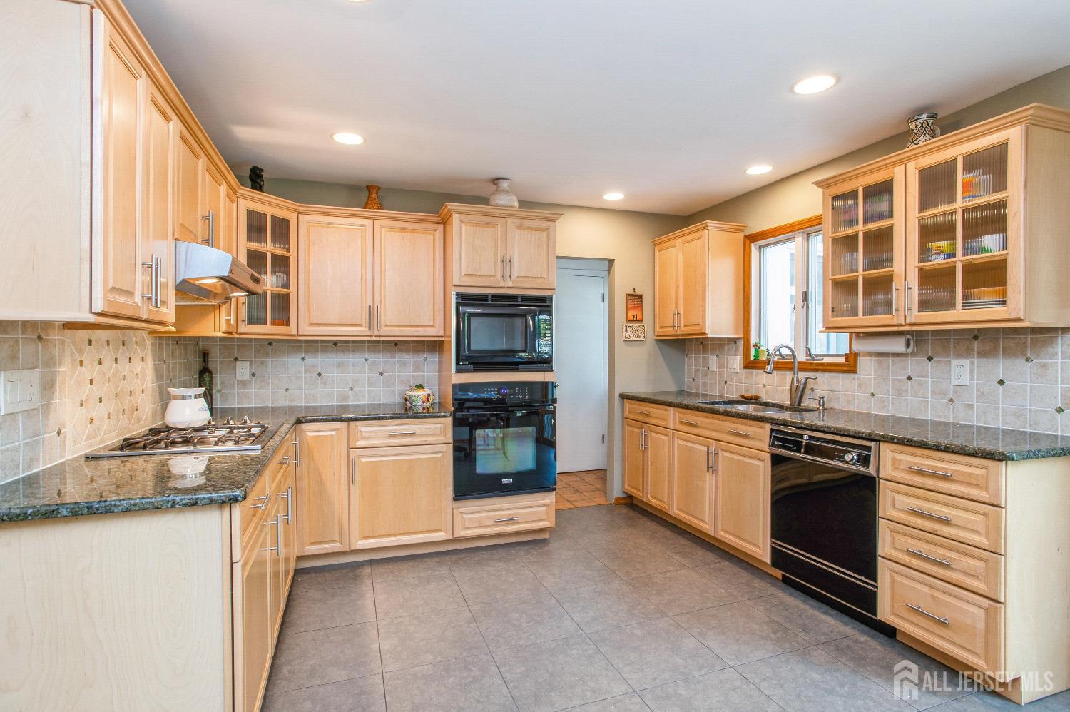 5 Academic Road, East Brunswick, New Jersey image 6
