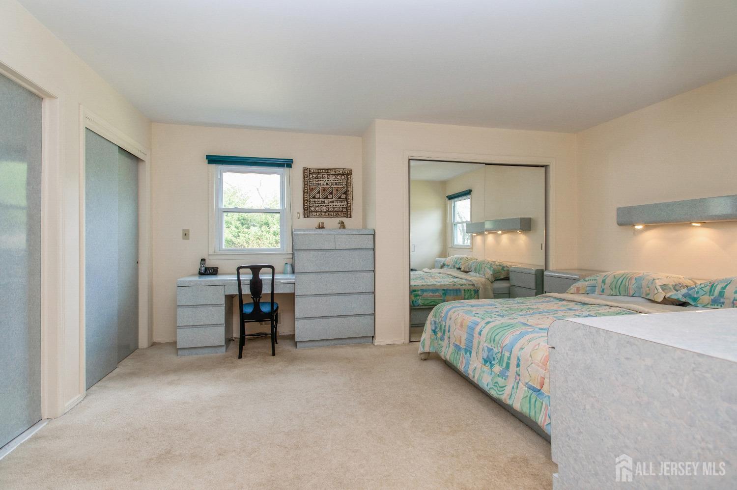 5 Academic Road, East Brunswick, New Jersey image 17