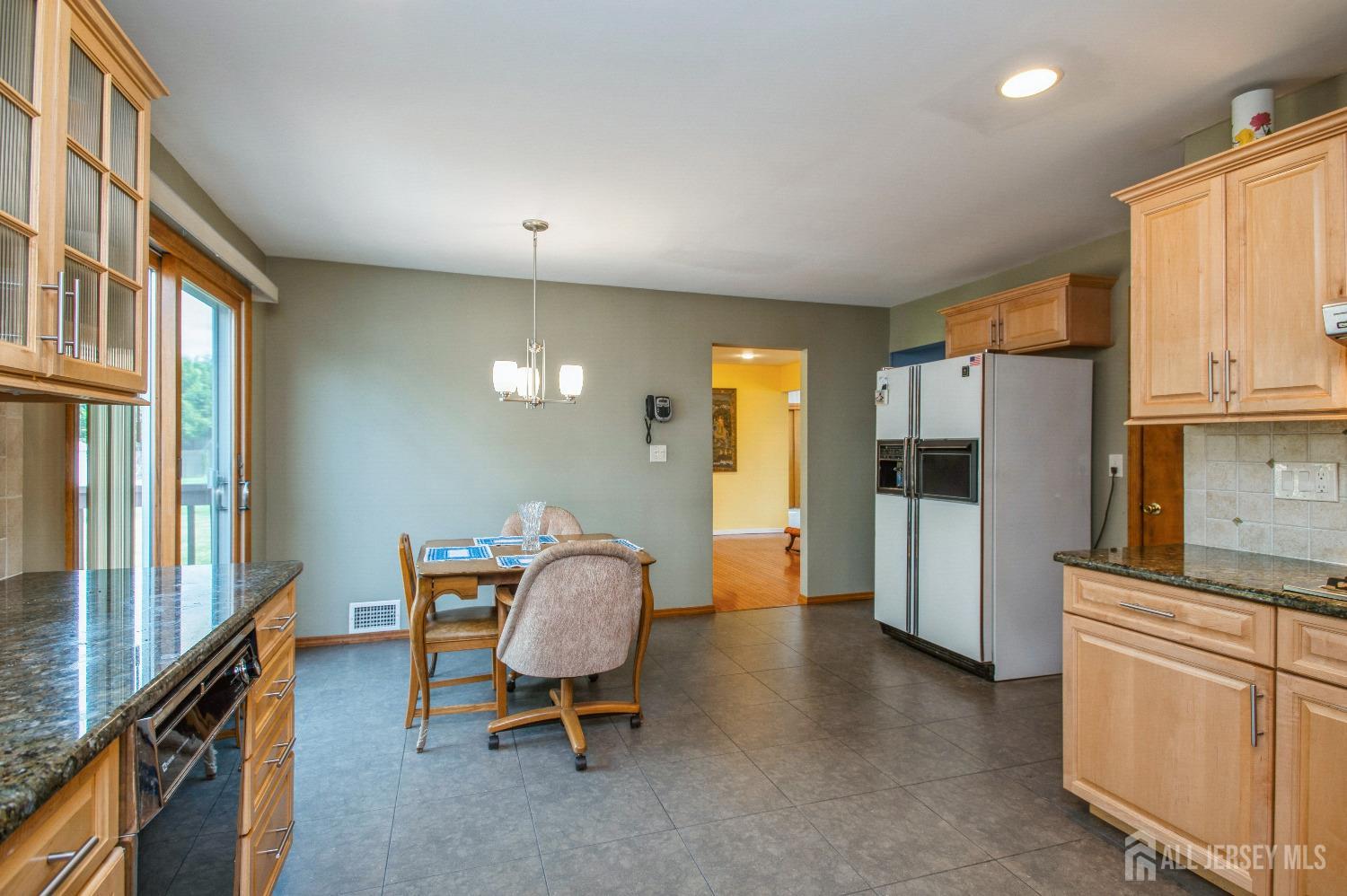 5 Academic Road, East Brunswick, New Jersey image 7