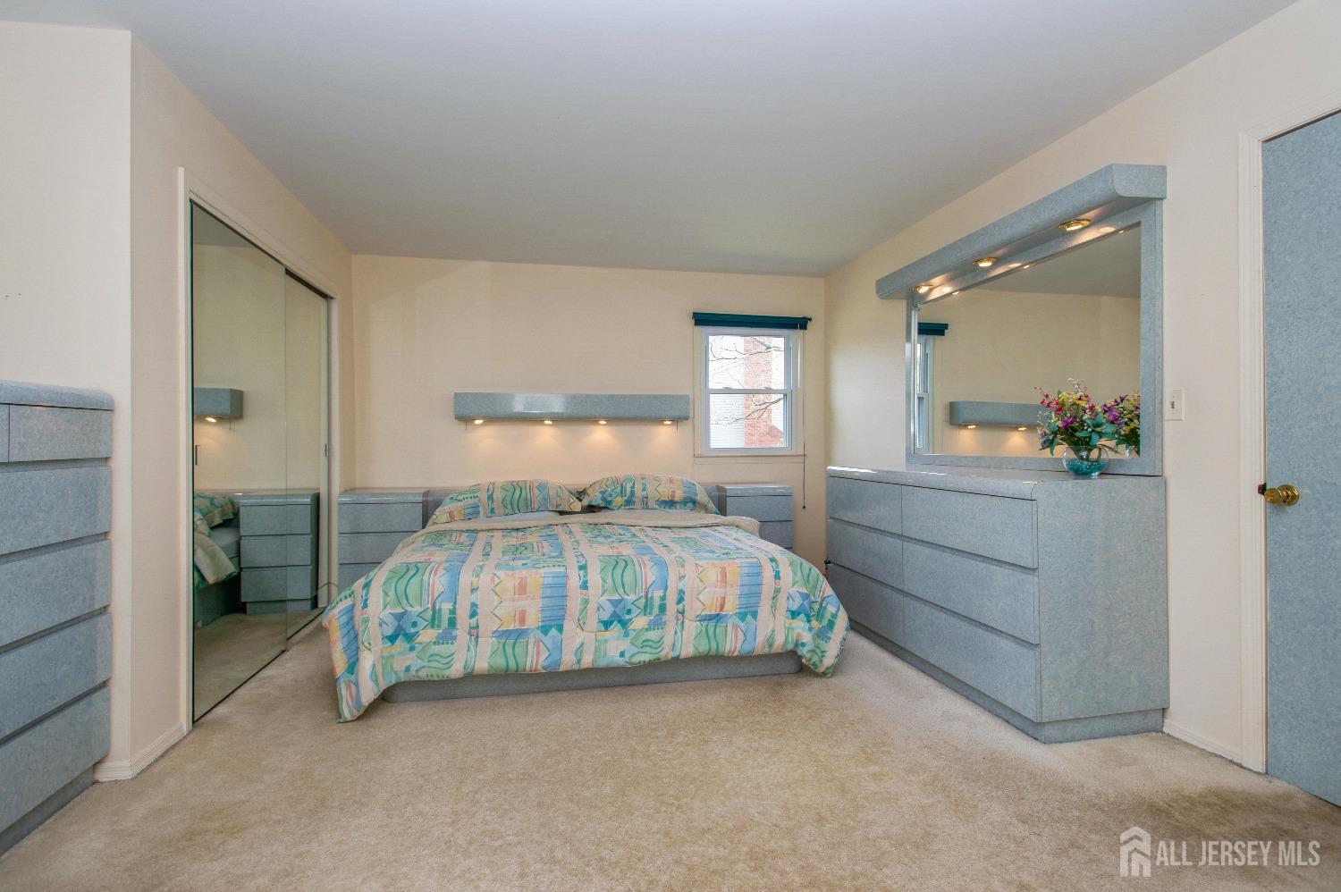 5 Academic Road, East Brunswick, New Jersey image 18
