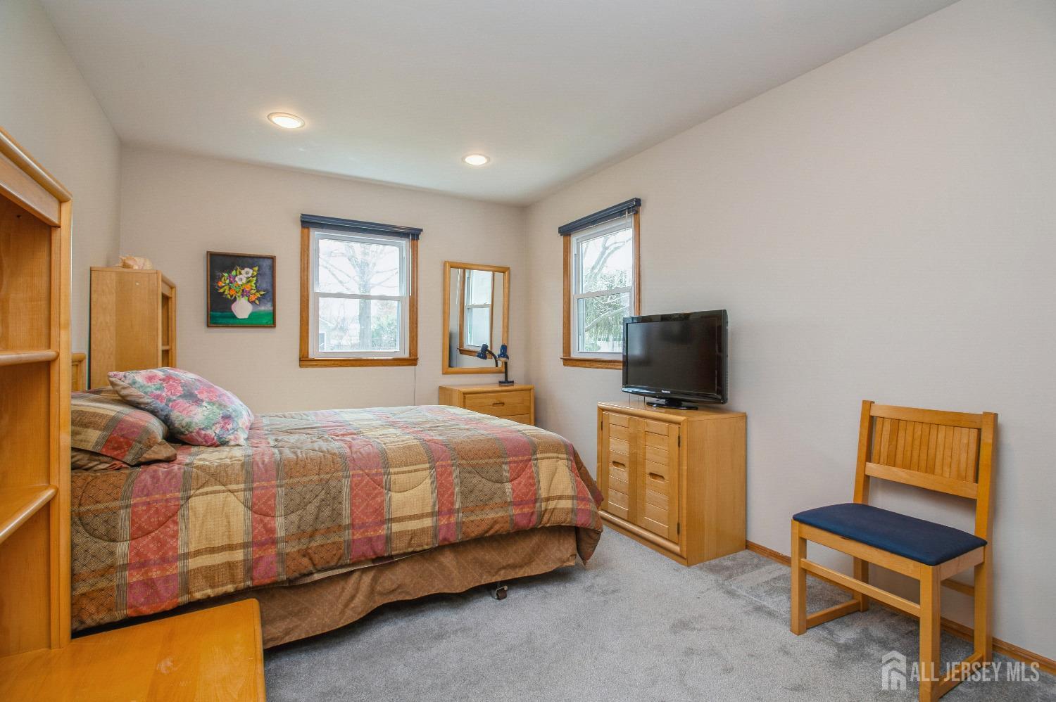 5 Academic Road, East Brunswick, New Jersey image 23