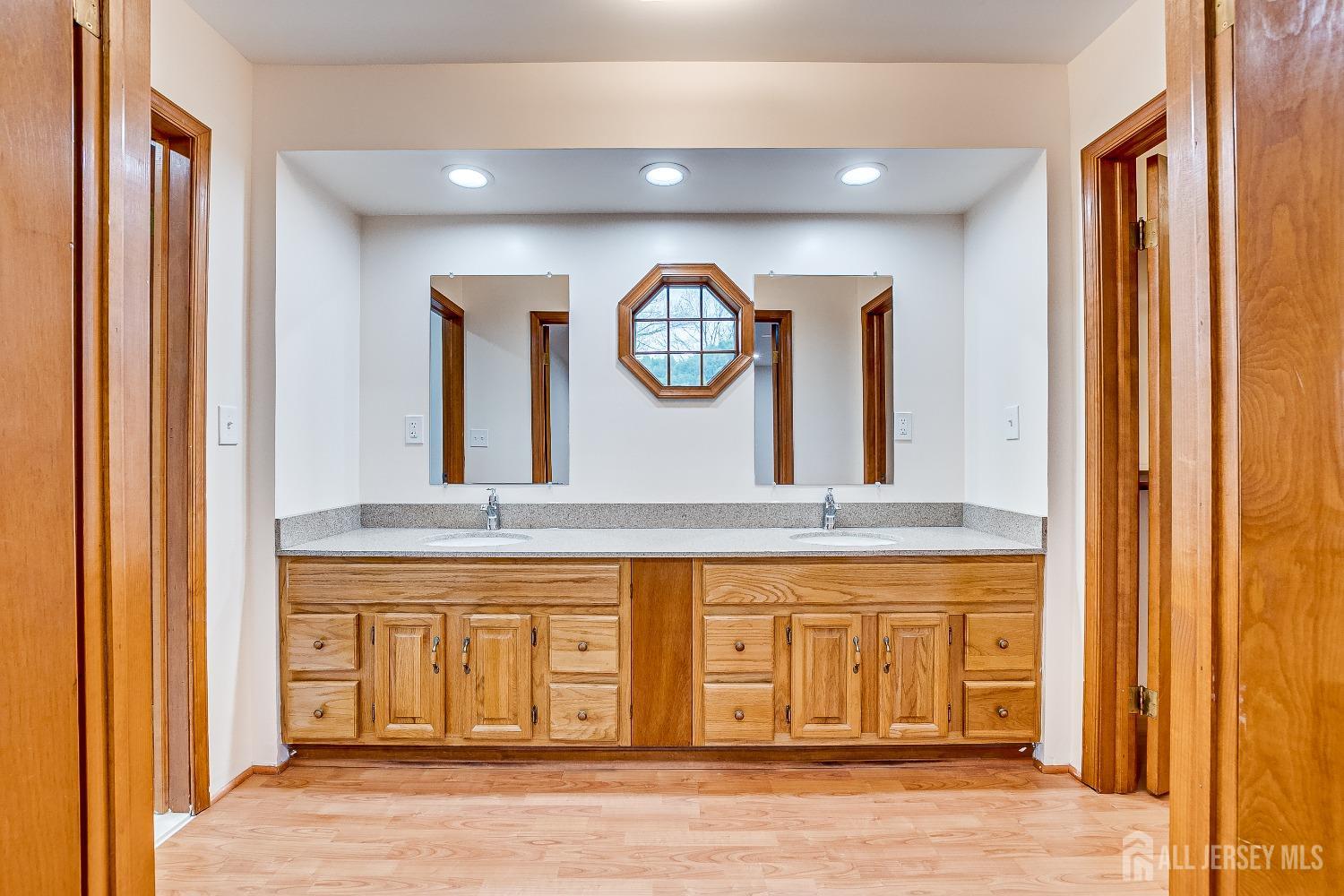 86 Bunker Hill Road, Lawrence, New Jersey image 30