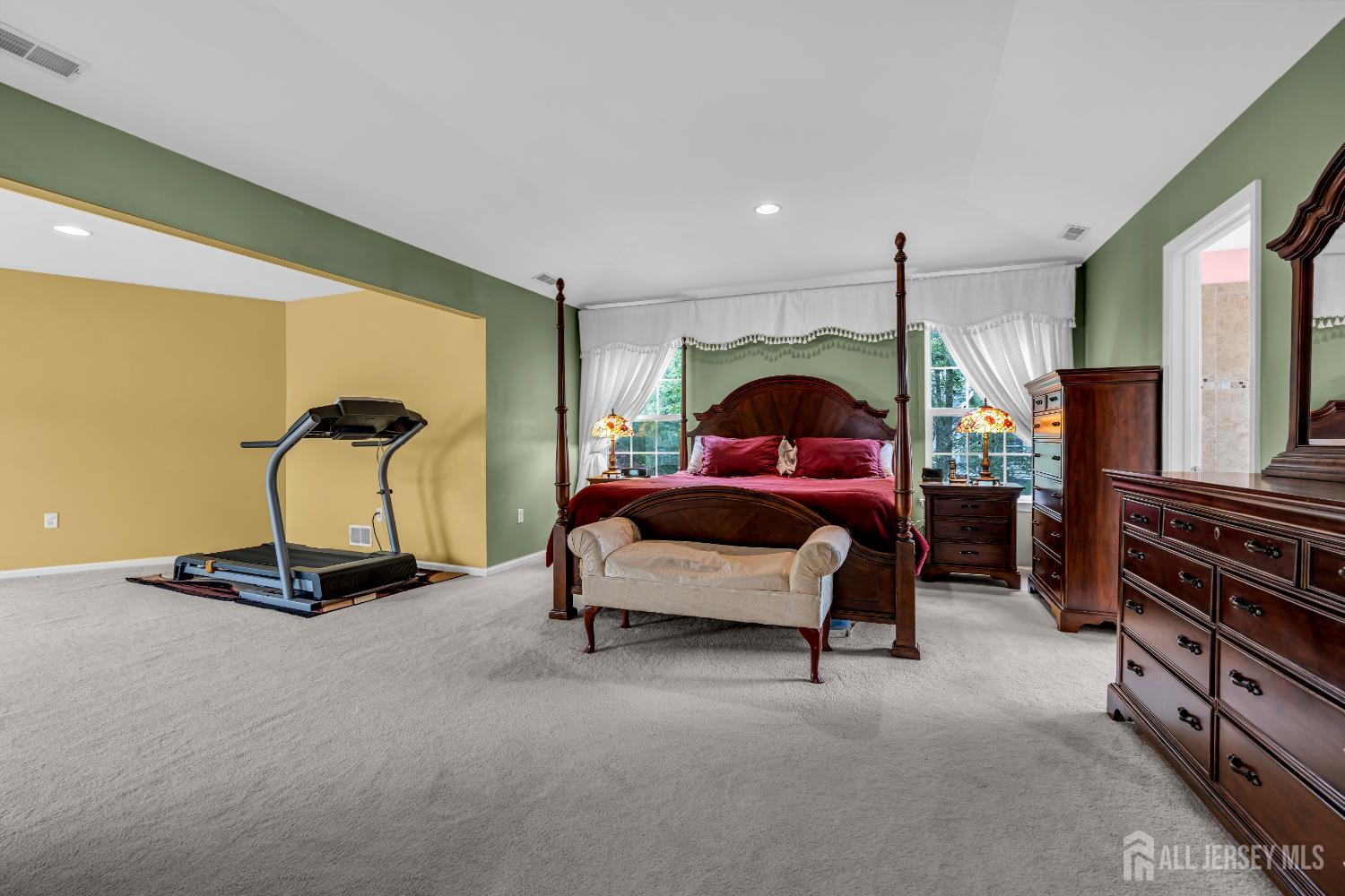 1 Westlake Court, Morganville, New Jersey image 28