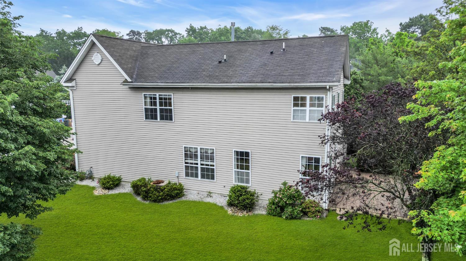 1 Westlake Court, Morganville, New Jersey image 44