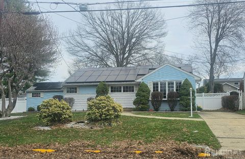 Homes For Sale - 122 Spear Street<br/> Metuchen, NJ 08840