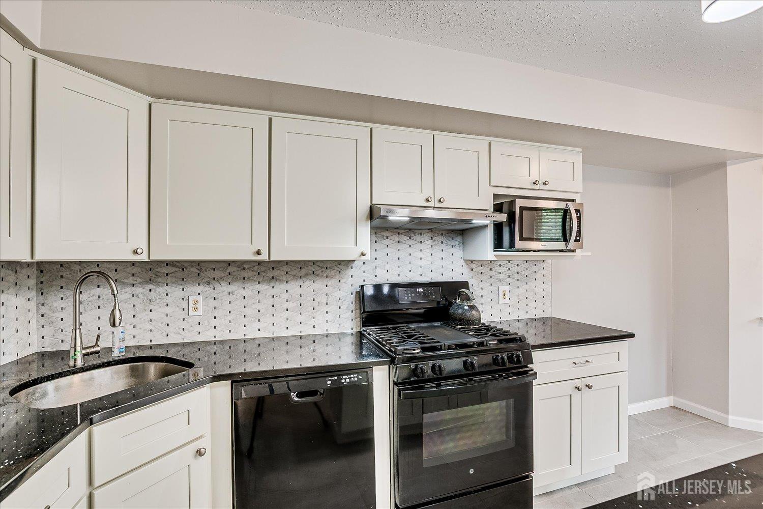 74 Orion Road, Piscataway, New Jersey image 19