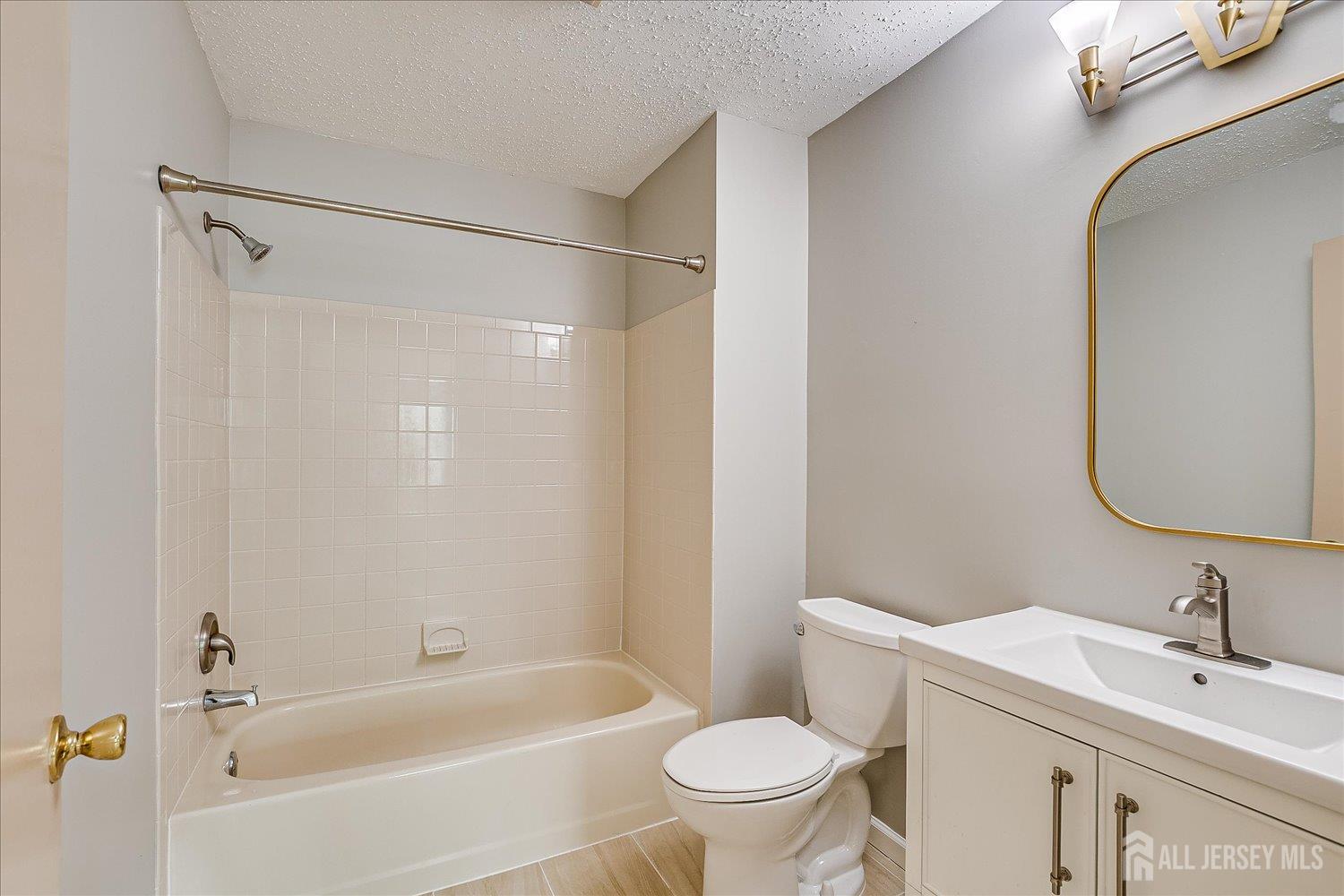74 Orion Road, Piscataway, New Jersey image 33