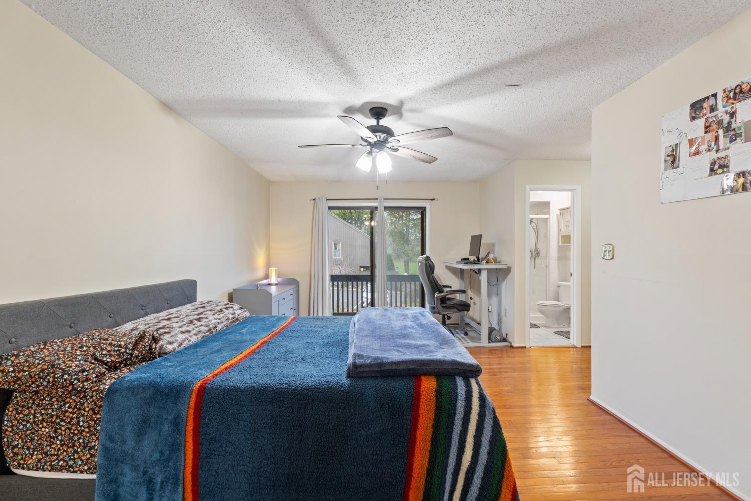 520 Westgate Drive, Edison, New Jersey image 35