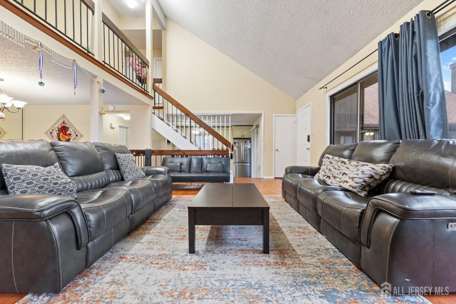 520 Westgate Drive, Edison, New Jersey image 8