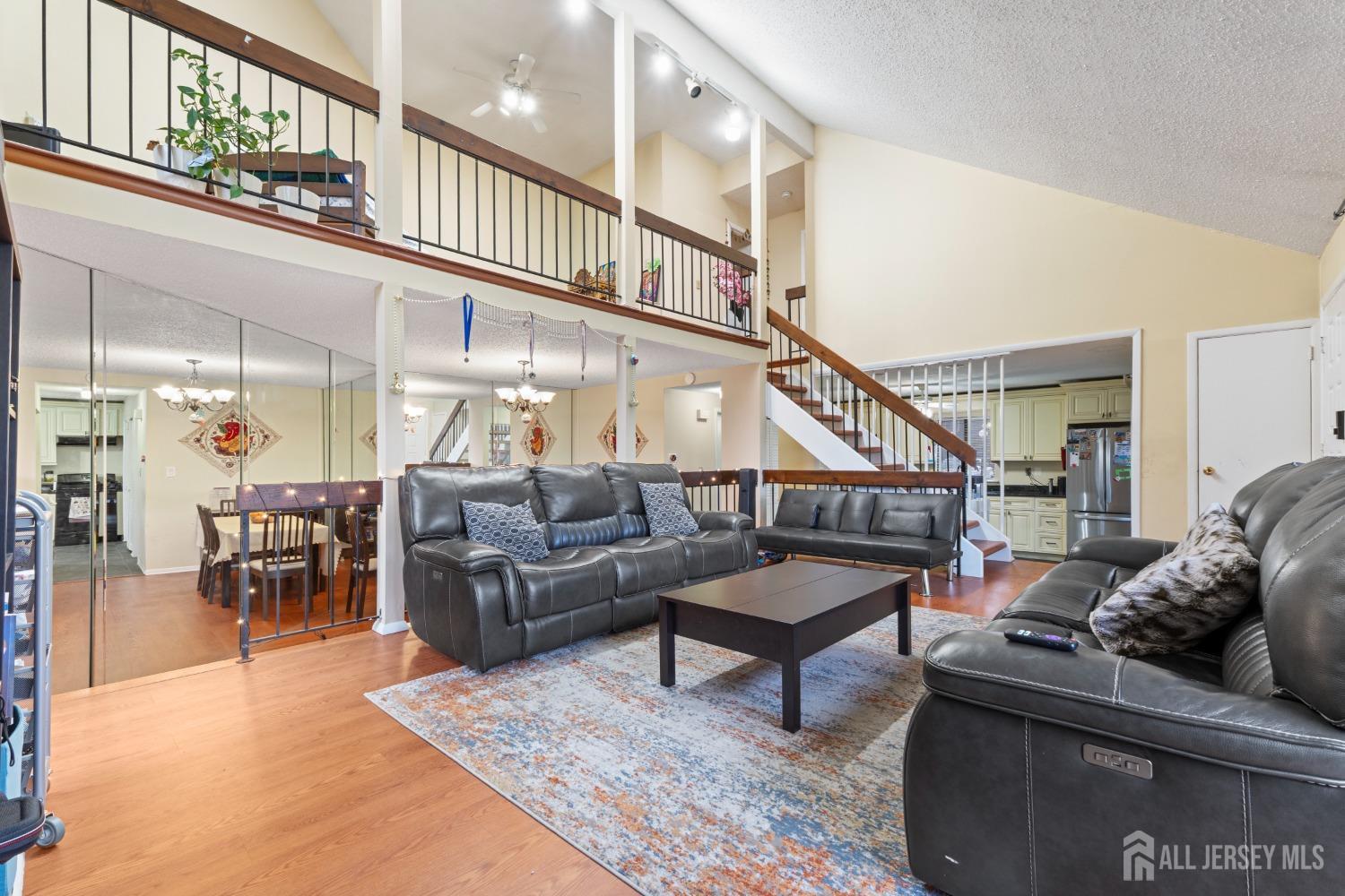 520 Westgate Drive, Edison, New Jersey image 7