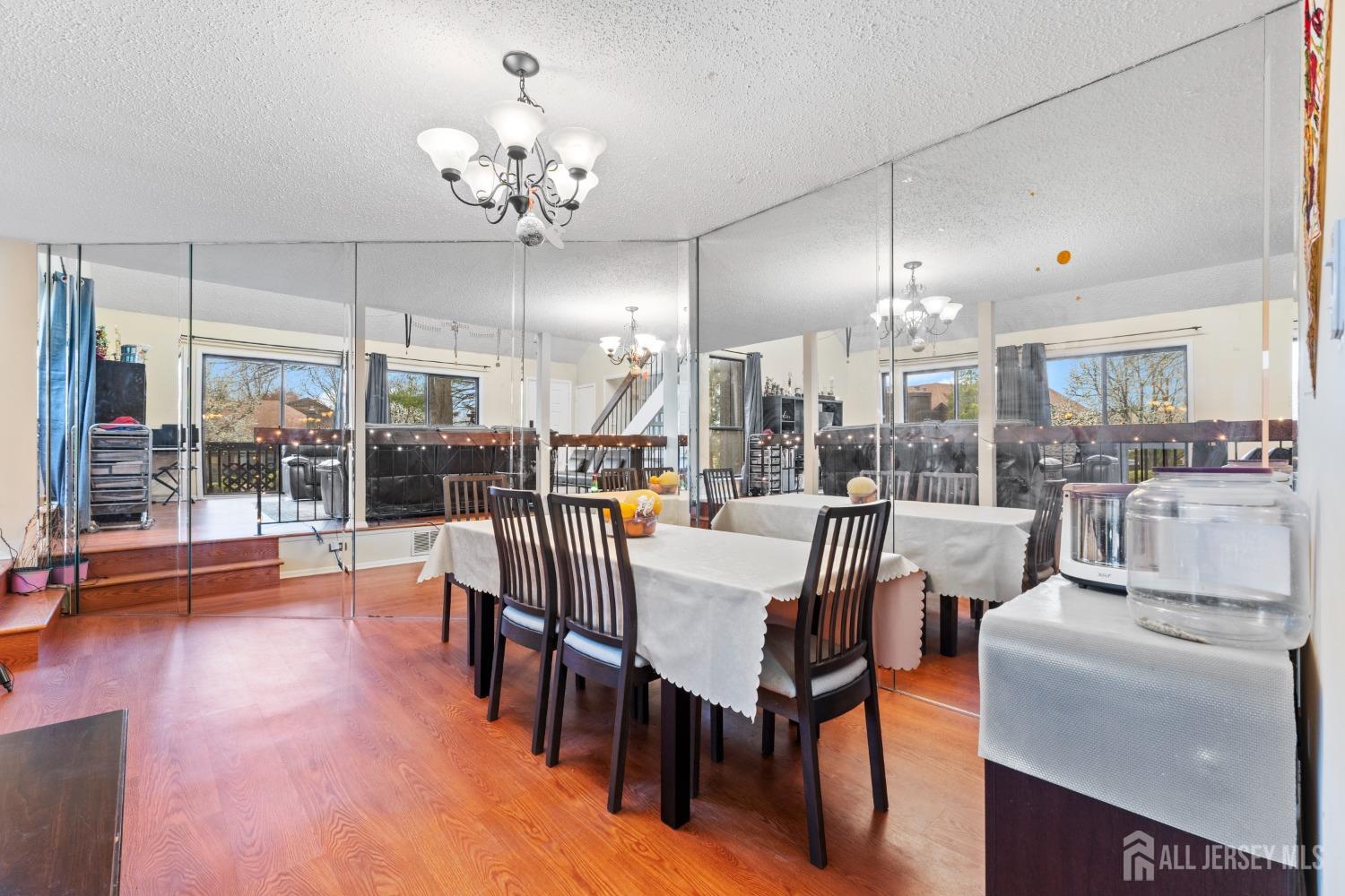 520 Westgate Drive, Edison, New Jersey image 14