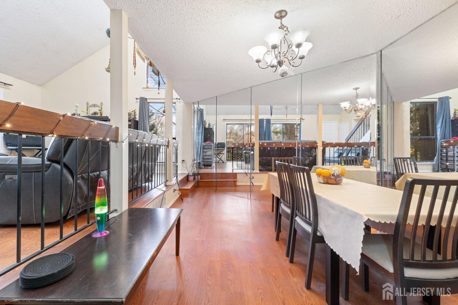 520 Westgate Drive, Edison, New Jersey image 13