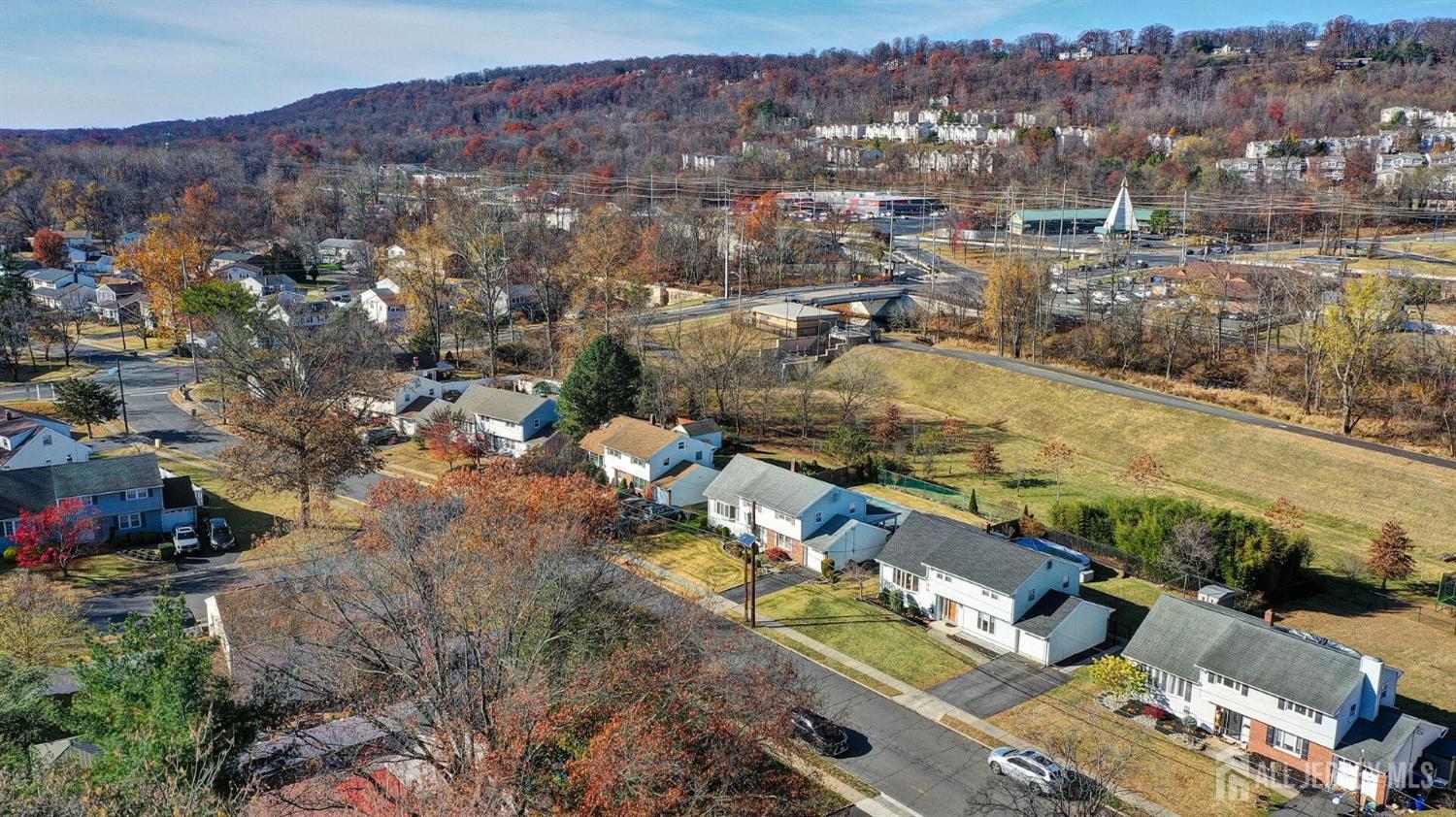 11 Starlit Drive, Middlesex, New Jersey image 4