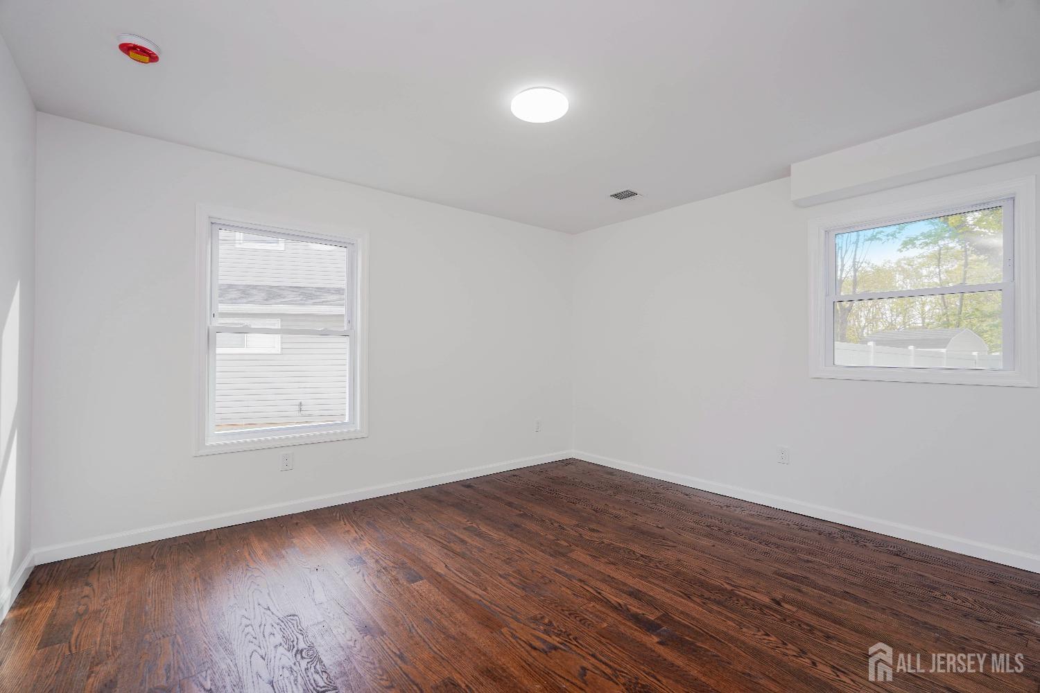 2 Buttonwood Drive, Parlin, New Jersey image 15