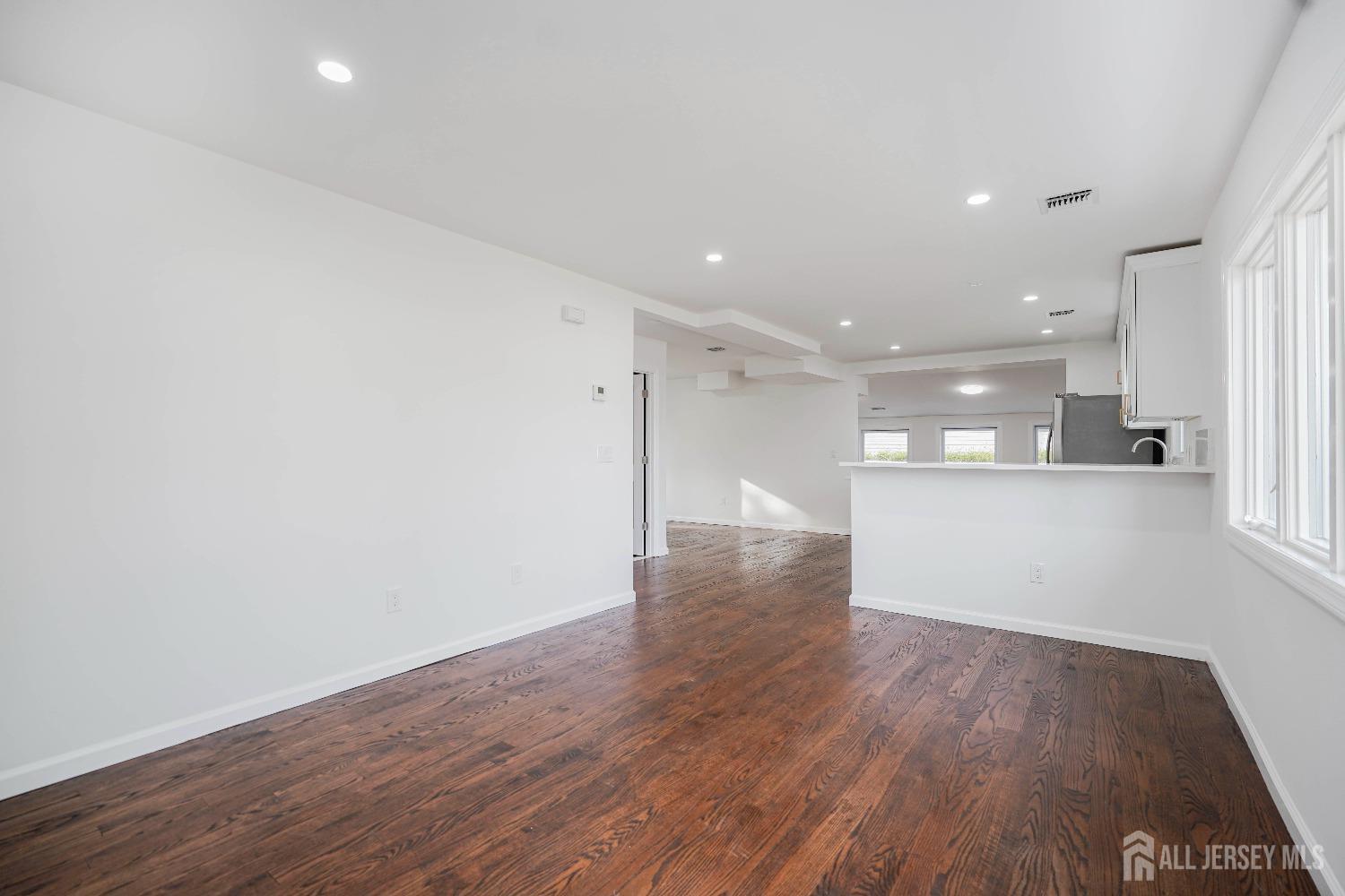 2 Buttonwood Drive, Parlin, New Jersey image 5