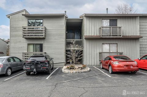 Condo For Sale - 1002 Spruce Hills Drive<br/> Hunterdon County, Glen Gardner, NJ 08826