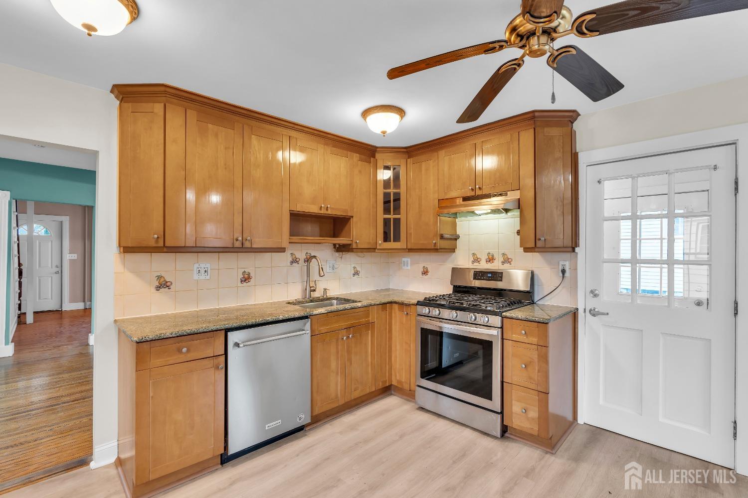 263 Main Street, South River, New Jersey image 15