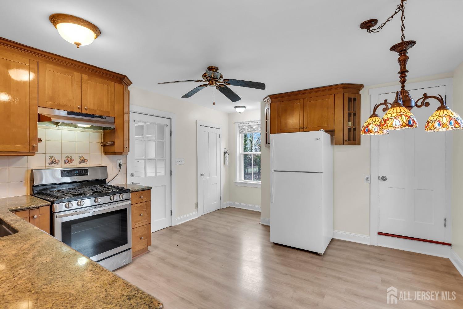 263 Main Street, South River, New Jersey image 14