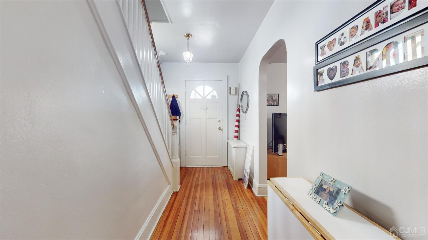 Photo 10 of 32 of 20 Carlton Street house
