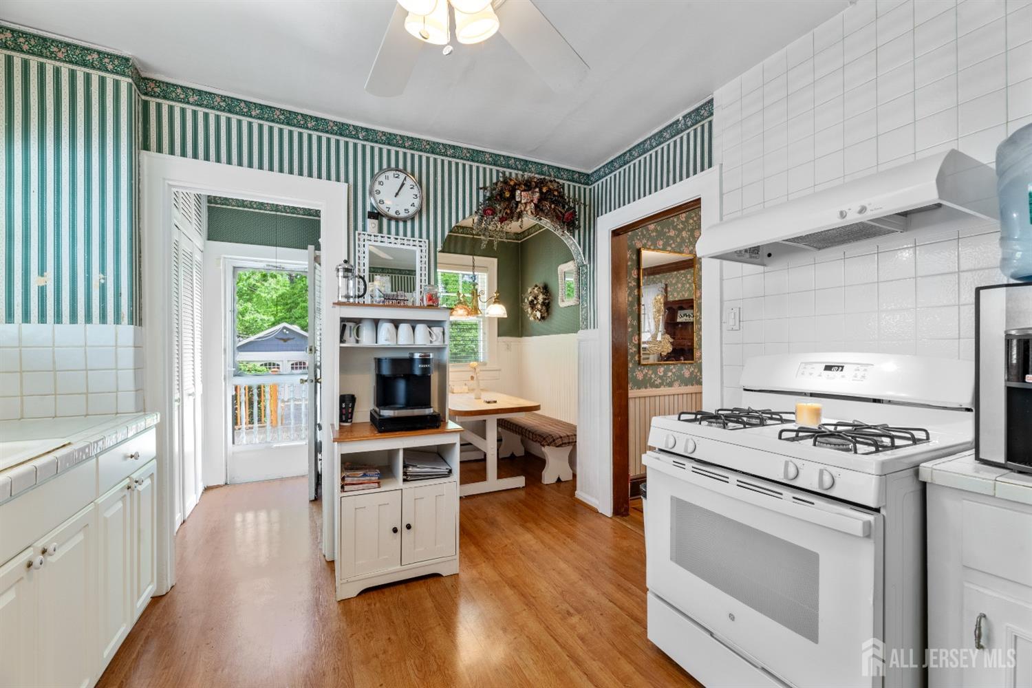 18 Warren Road, Maplewood, New Jersey image 14