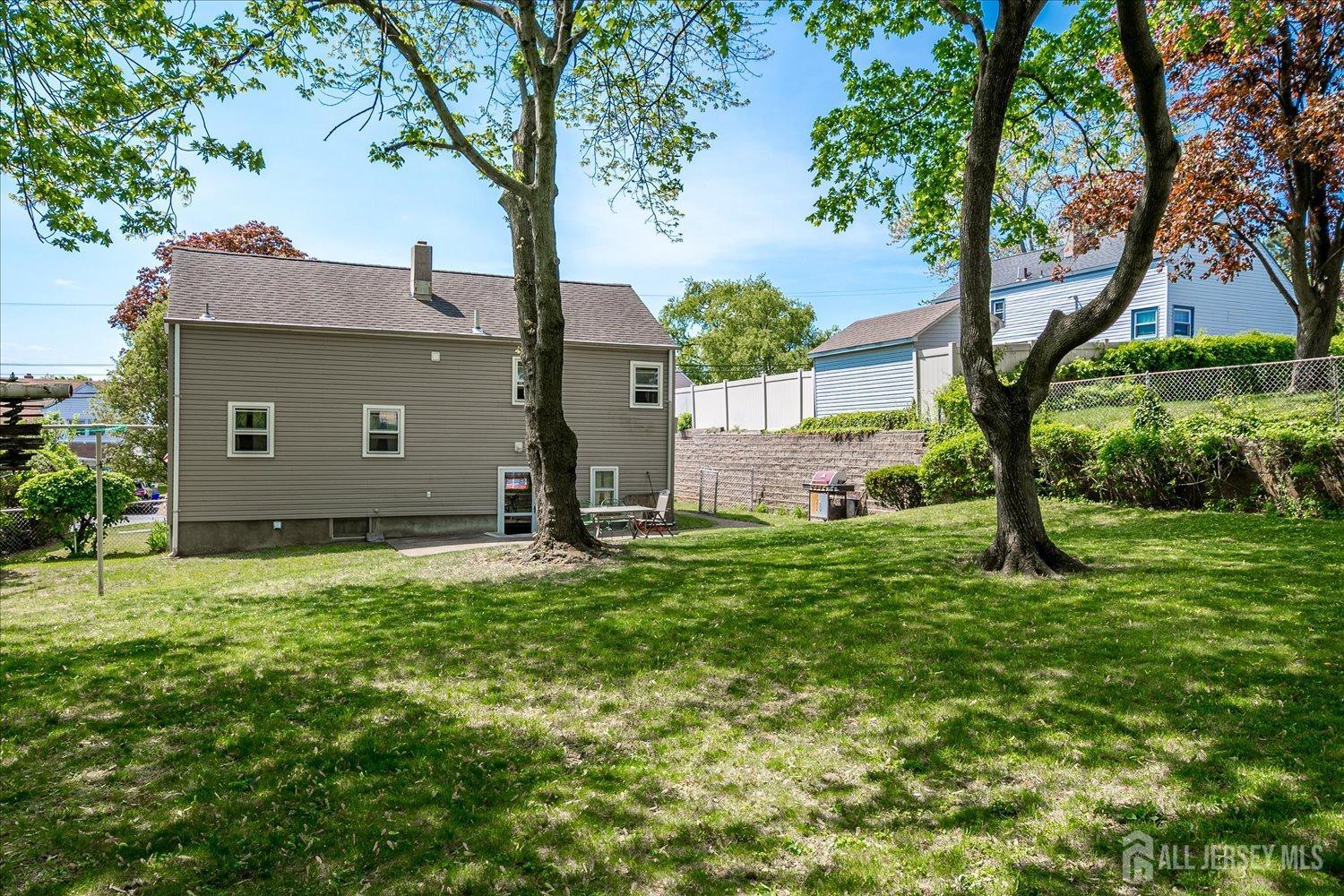 6 N Minnisink Avenue, Sayreville, New Jersey image 27