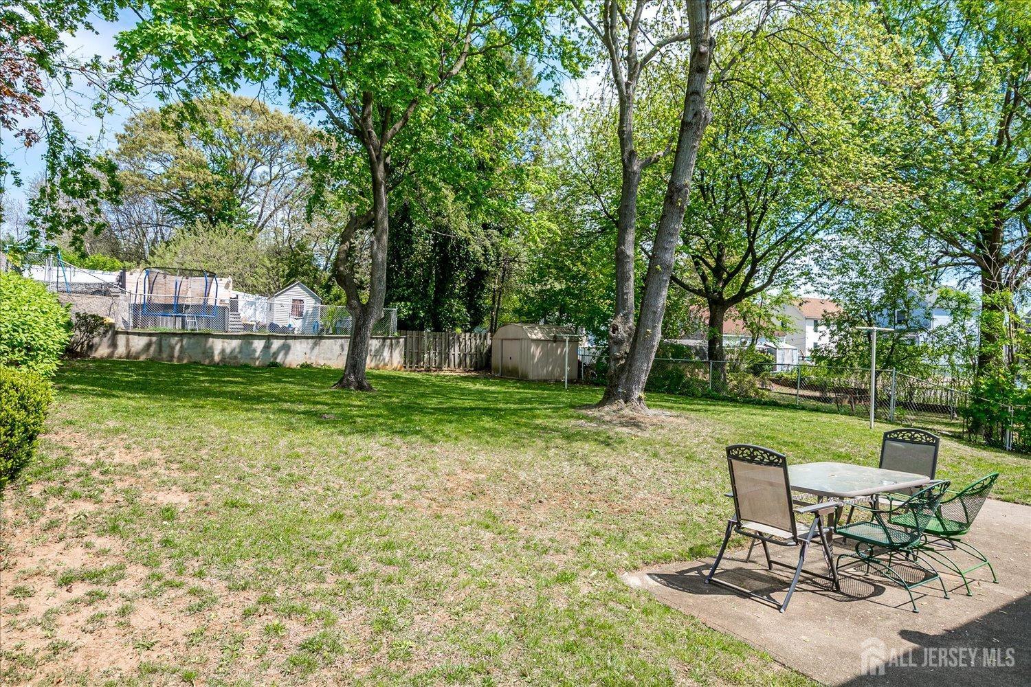6 N Minnisink Avenue, Sayreville, New Jersey image 25