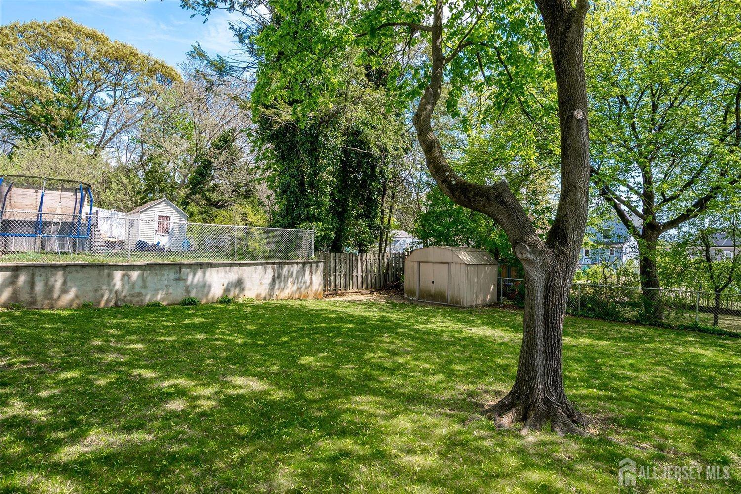 6 N Minnisink Avenue, Sayreville, New Jersey image 29