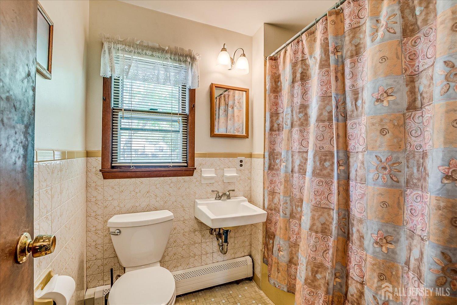 6 N Minnisink Avenue, Sayreville, New Jersey image 14