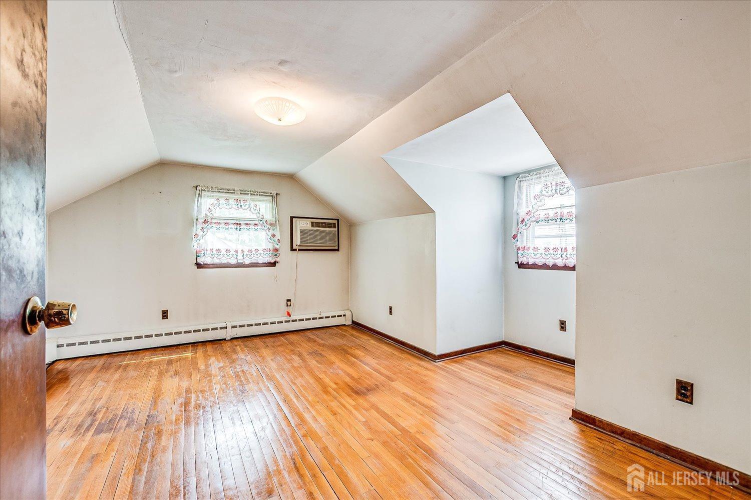 6 N Minnisink Avenue, Sayreville, New Jersey image 15