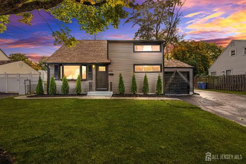 Homes For Sale - 435 Warfield Road<br/> Somerset County, North Plainfield, NJ 07063